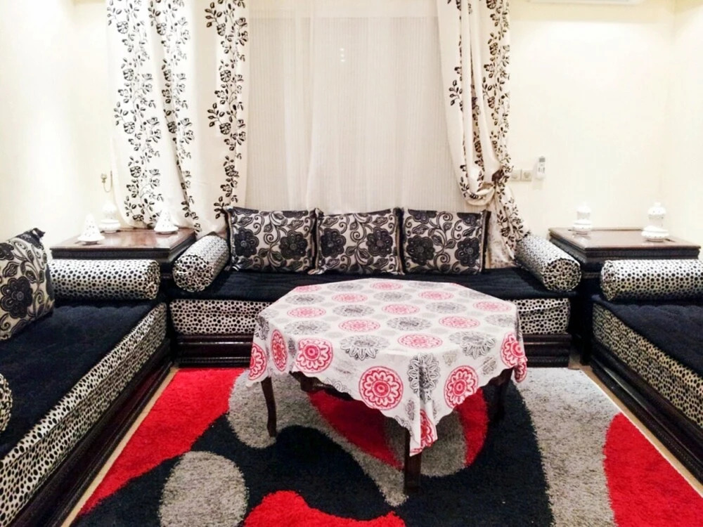 Spacious, 2-bedroom Apartment With Swimming Pool Access and Balcony in