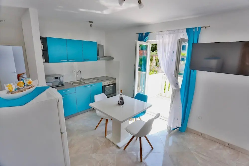 Apartment Lenka Mato