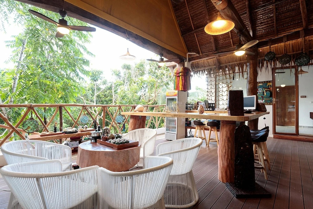 Beluu Sea View Resort