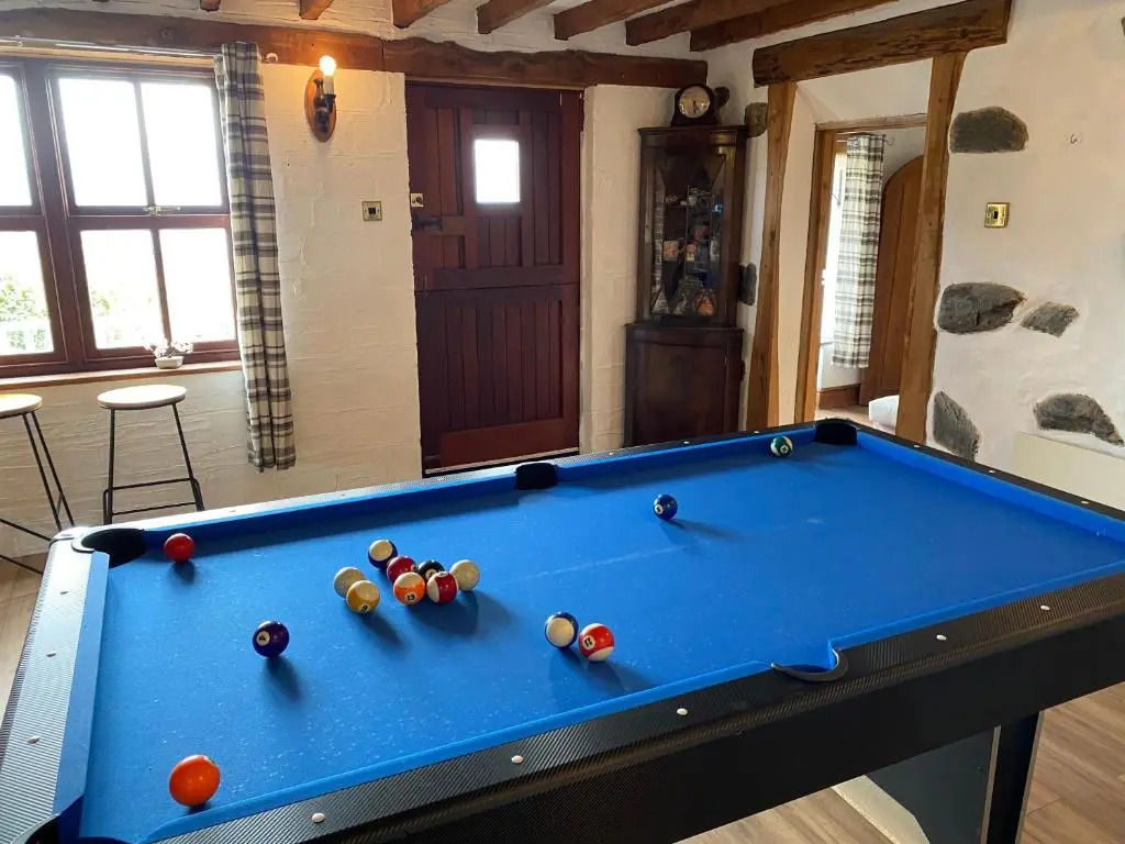 Beautiful secluded farmhouse with hot tub