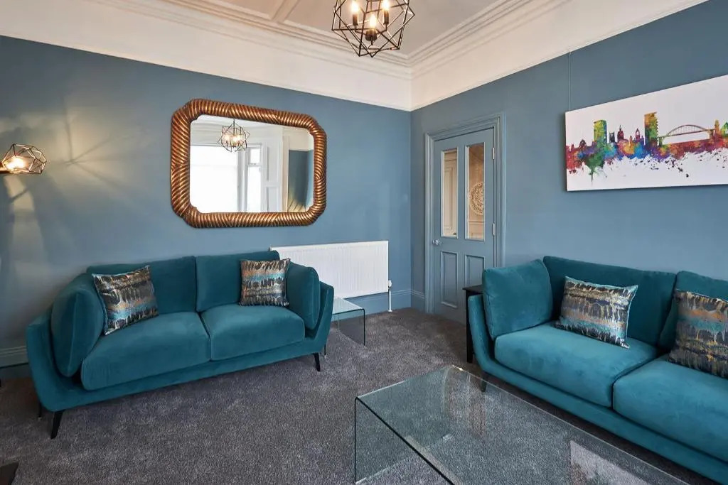 Host Stay 21 in Sunderland