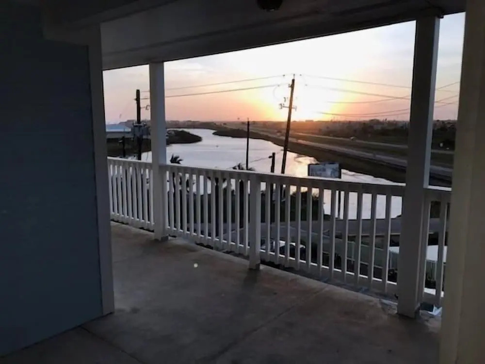 Seascape 1322 2 Bedroom Condo by RedAwning