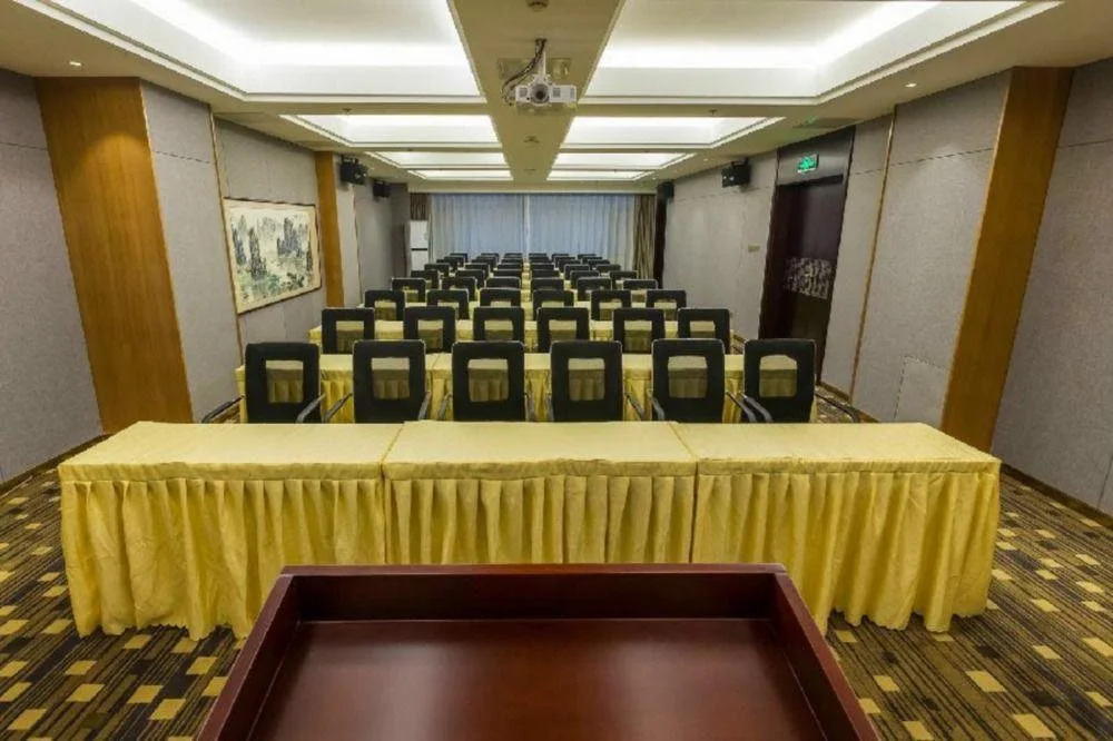 Relmax Hotel