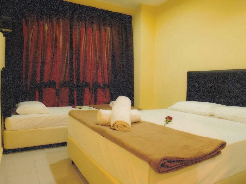 Chomelle Hotel