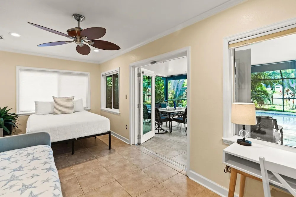 Heated Pool Home Dunedin CLW Steps to Intercoastal