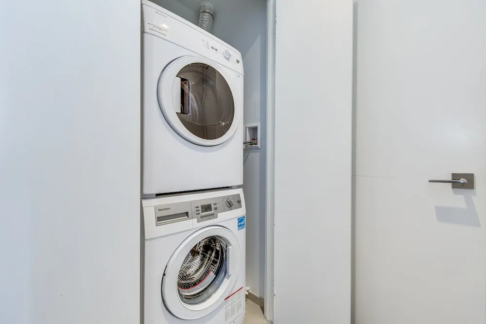 Executive Style 1BR Financial District