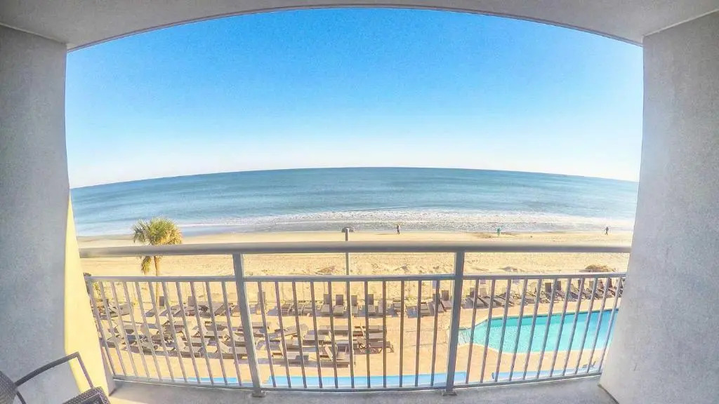 Ocean Front 3rd Floor 1BR