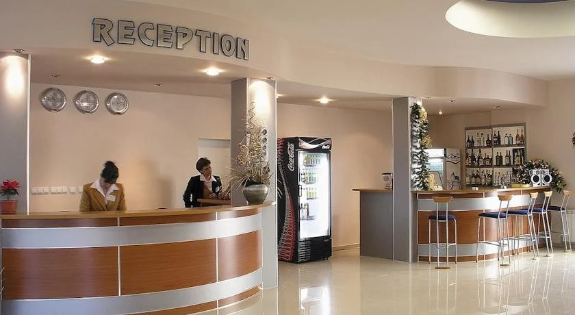 Druzhba Hotel