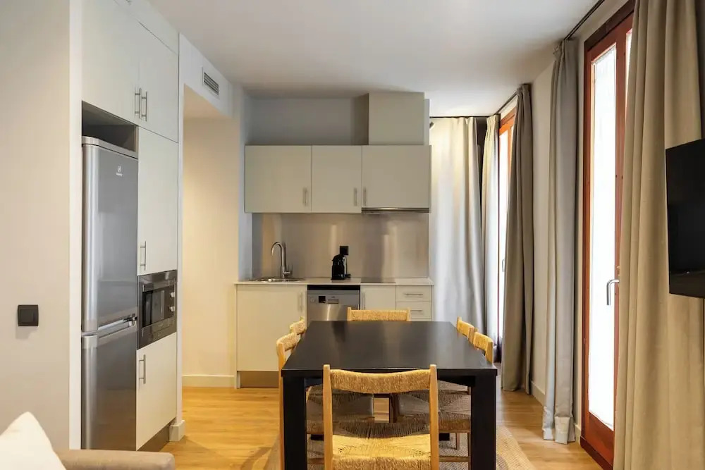 Uma Suites Barceloneta Beach
