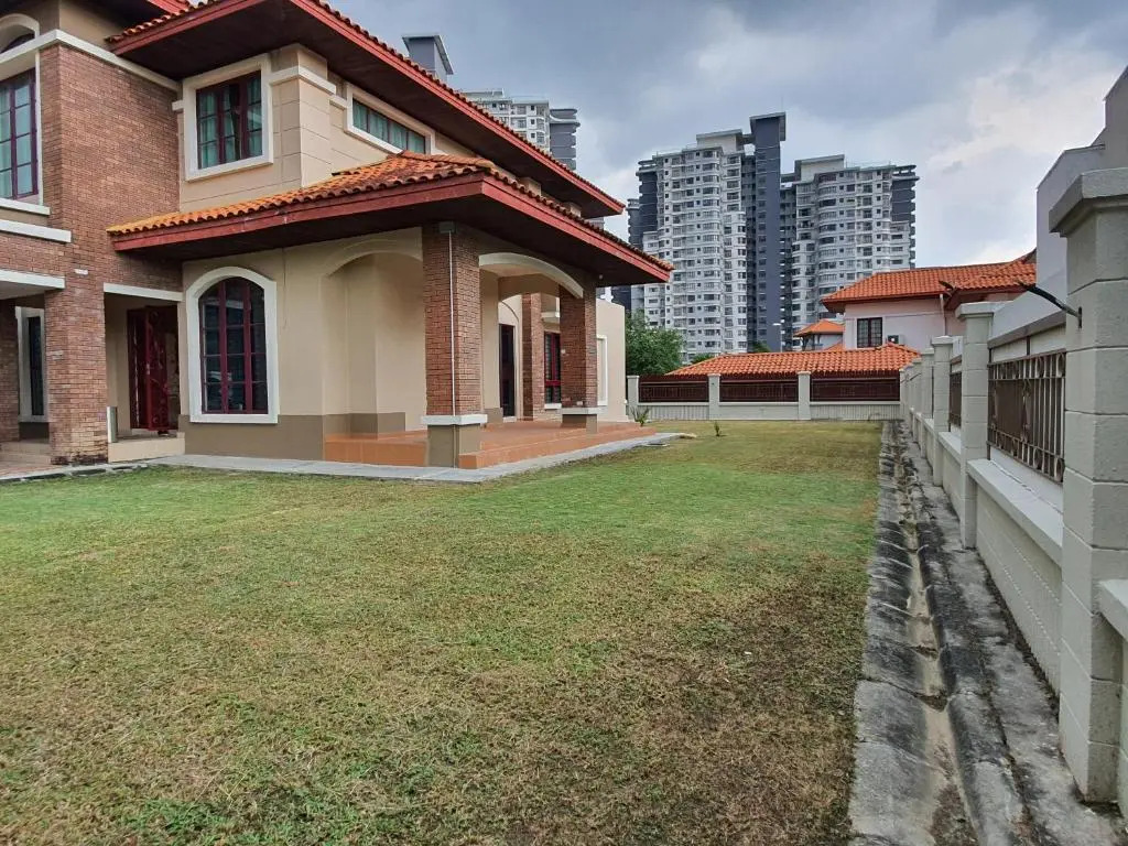 Paradise Hideout - Bungalow at Ara Damansara PJ Fully Equipped