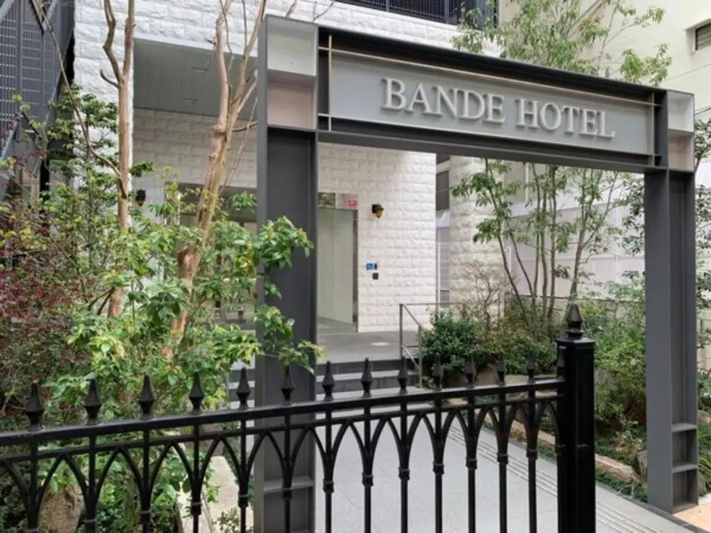 Bande Hotel Osaka