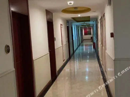 Wugang Junyue Hotel
