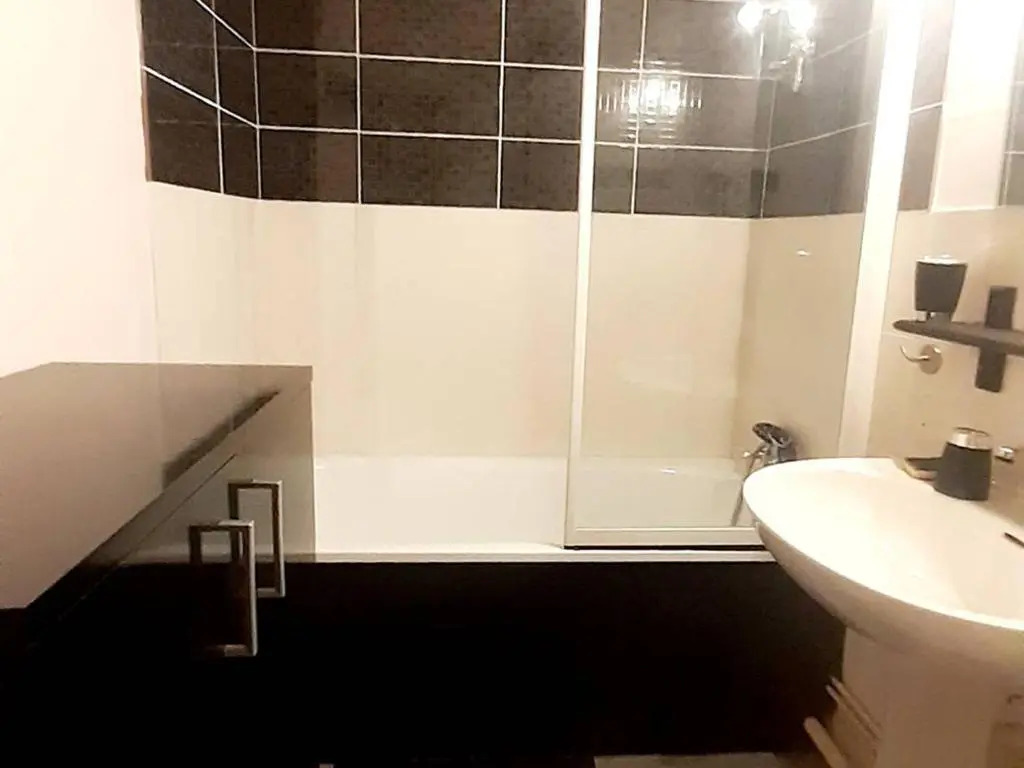 Studio Cauterets, 1 pièce, 5 personnes - FR-1-234-260