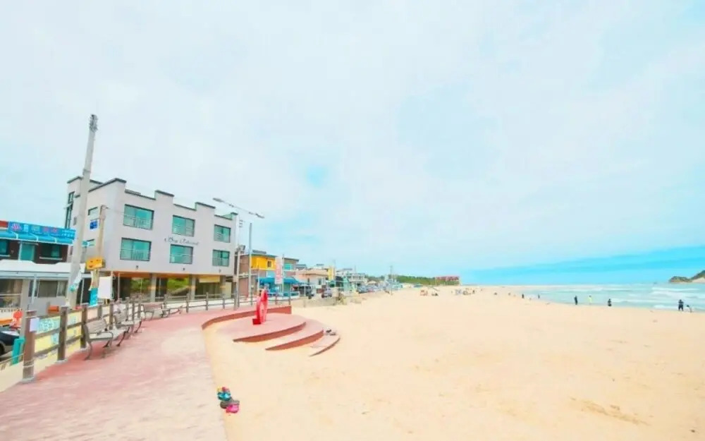 Goseong Big Island Pension
