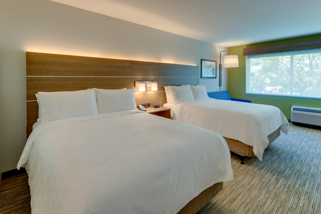 Holiday Inn Express & Suites - Roanoke - Civic Center