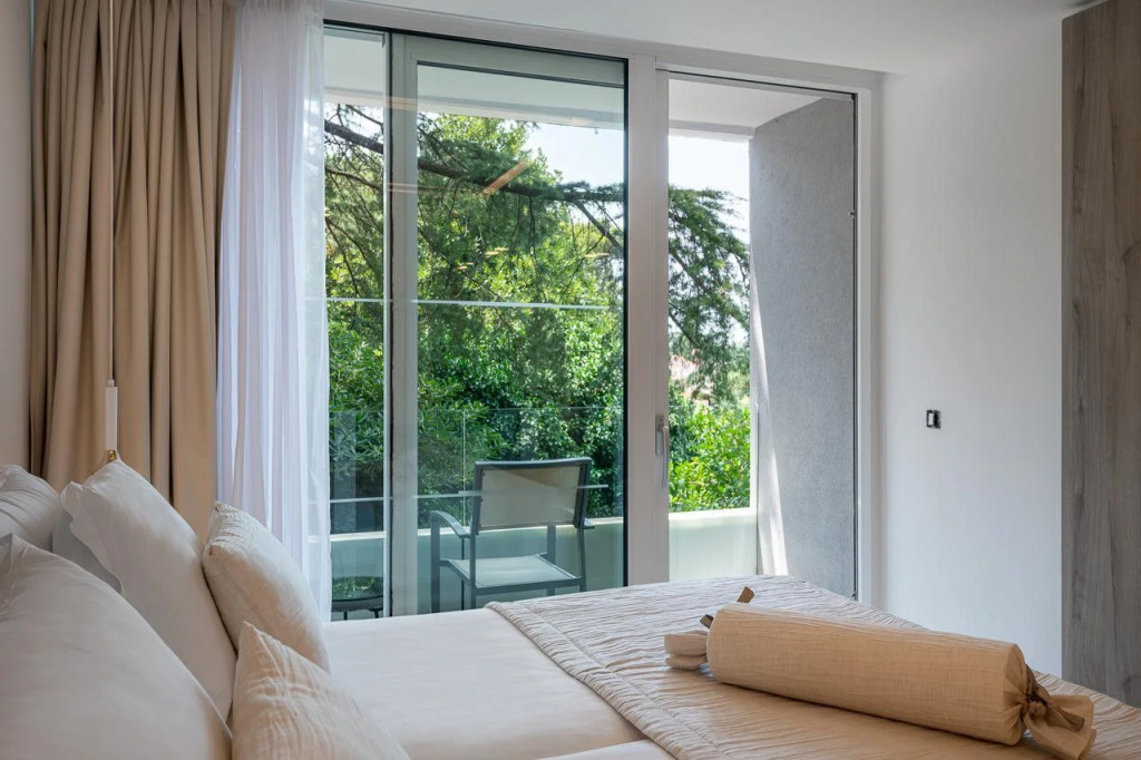 Kalamota Beach House