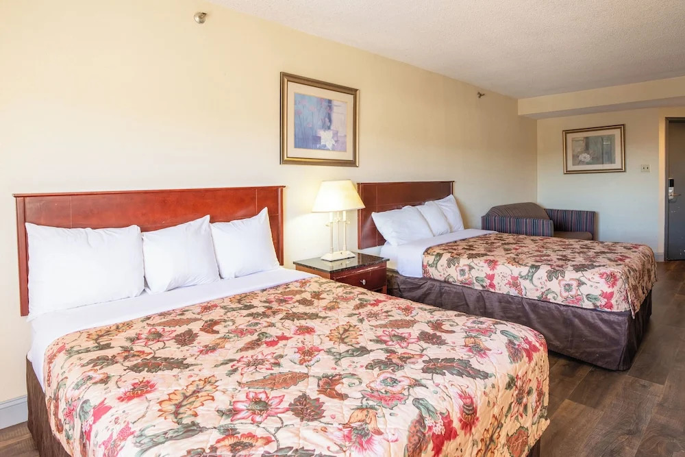 Dominion Inn and Suites