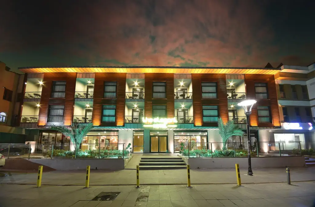 The Elegant Hotel