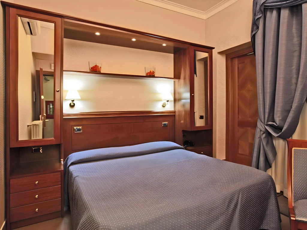 Отель Montecarlo