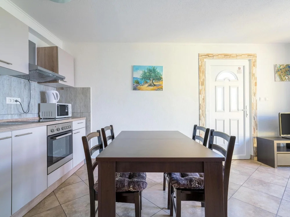 Elegant Holiday Home in Lovran With Swimming Pool