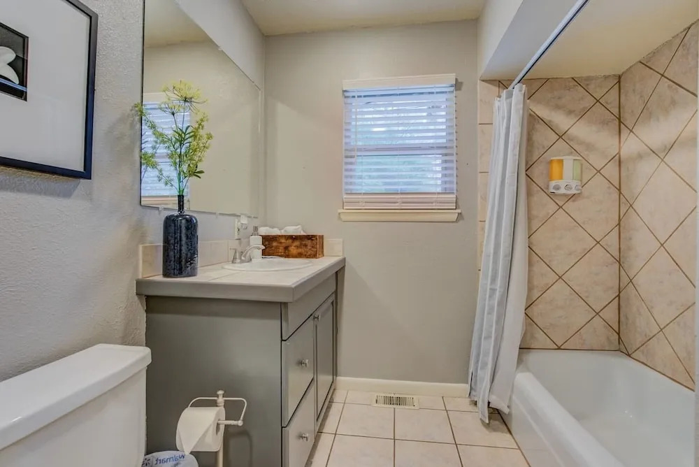 4BR Mountain Getaway Pikes Peak, Dog-friendly!