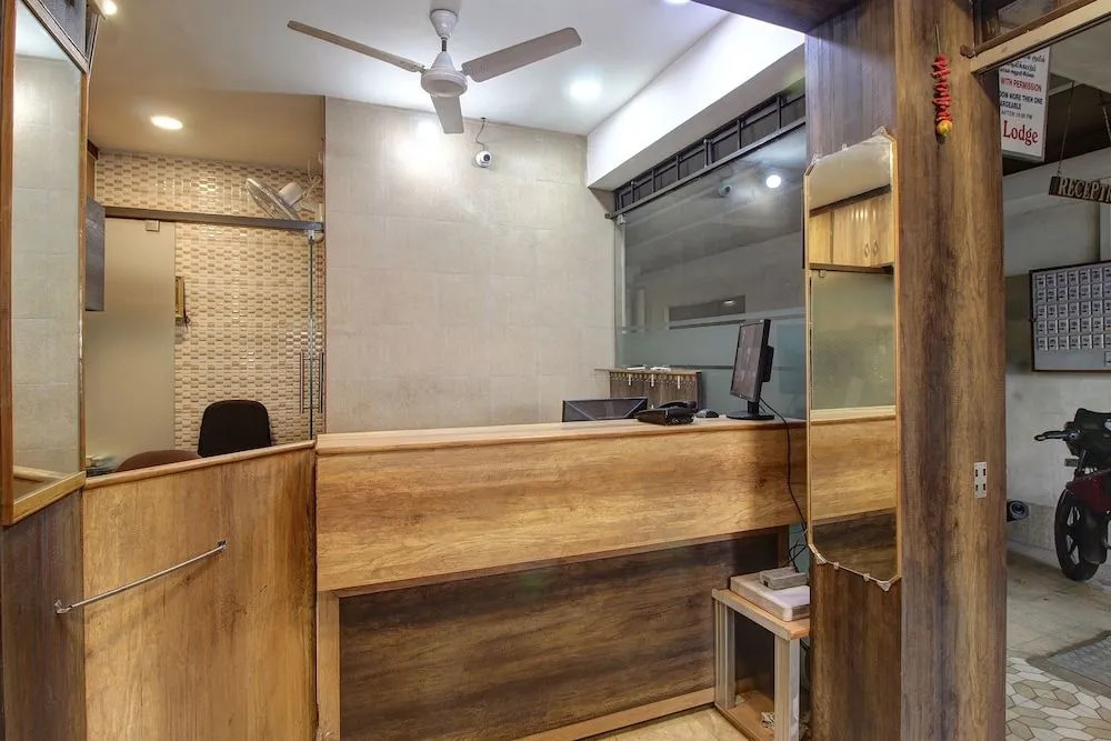 SPOT ON Thangam Lodge