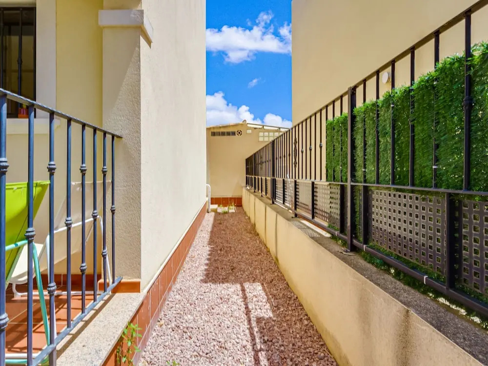 Huge Holiday Home in Torrevieja With Swimming Pool