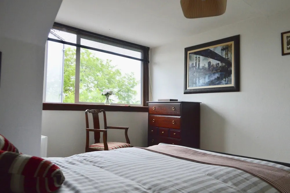 Edinburgh 1 Bedroom Flat Near City Centre