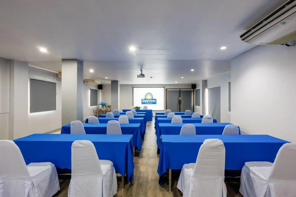 Days Inn by Wyndham Patong Beach