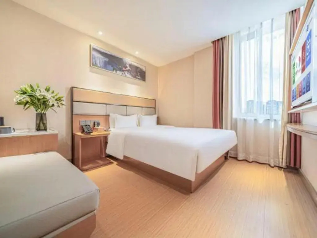 GreenTree Inn Geermu Walking Street Business Hotel