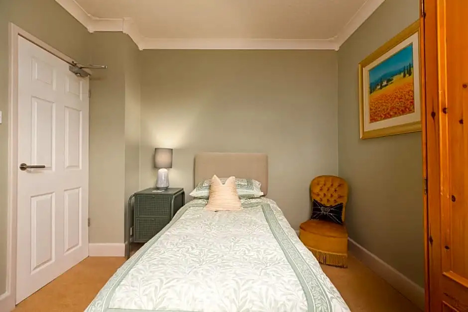 Chestnut Grove Bed And Breakfast