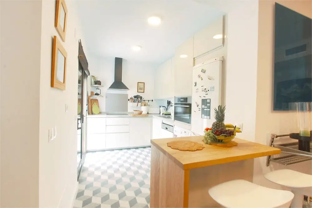 1098 Beachront Modern Duplex Penthouse Roof Terrace 3 Pools