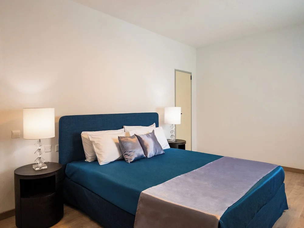 Heliconia Park Hotel & Golf Resort