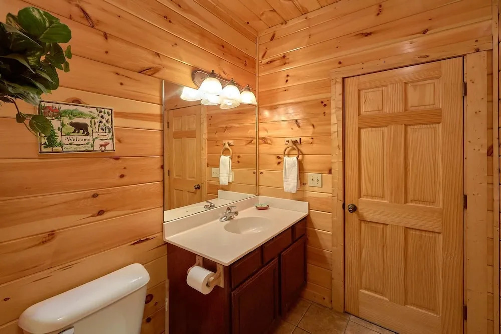 Theater Hot Tub Game Room