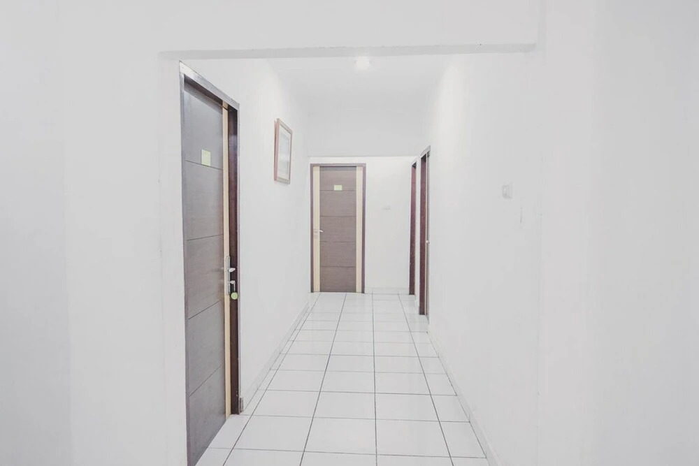 RedDoorz @ Jalan Hayam Wuruk Lampung 2