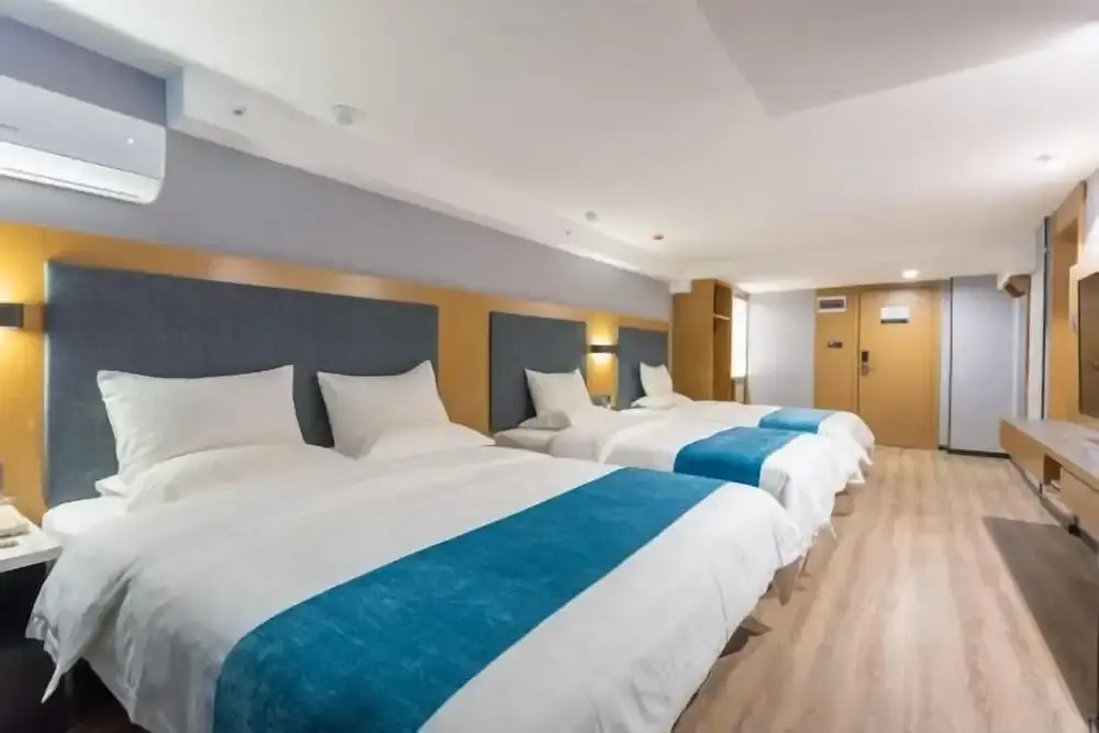Yeste Hotel (Yulin Yudong New District Wentilu)