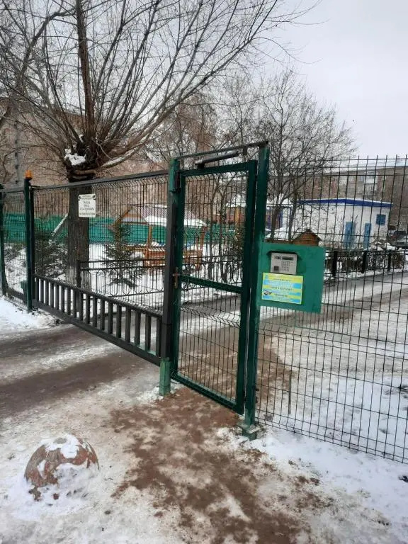 Ujutnaja i prostornaja kvartira v 50 metrah ot gorodskogo parka