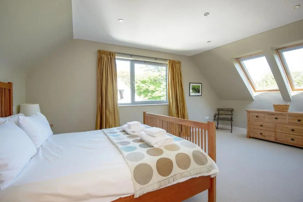 Lodge House