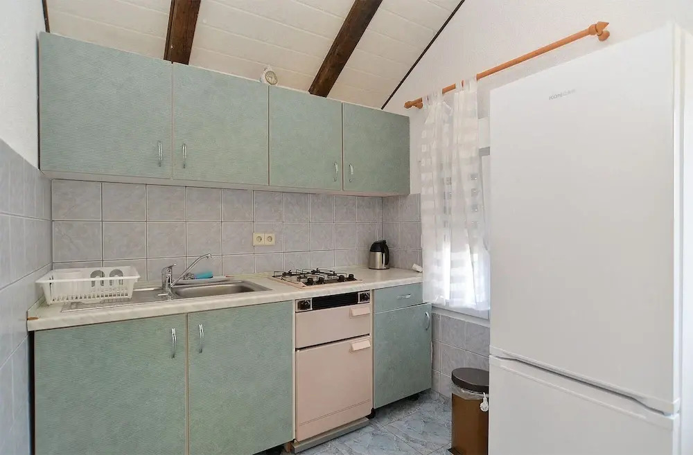Apartment 1976