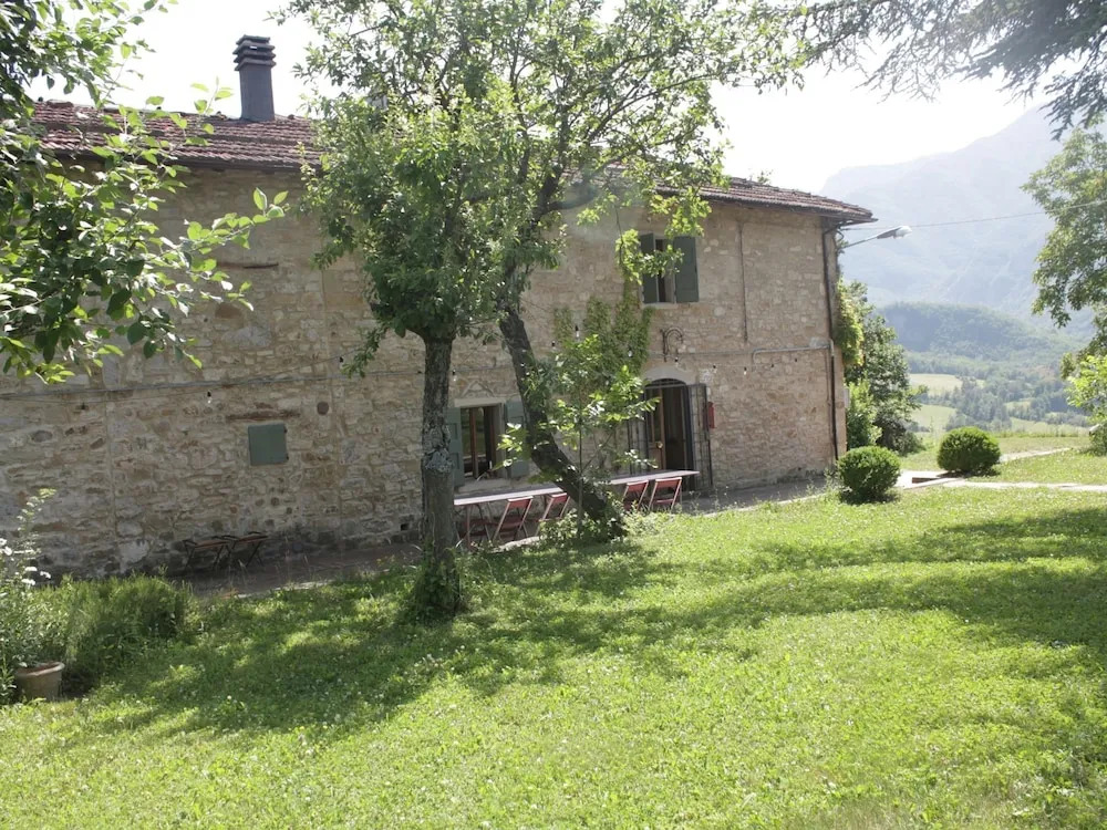 Lavish Villa in Imola Amid the Forest
