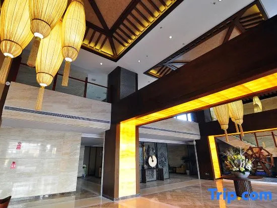 Rongting Holiday Inn Luoping