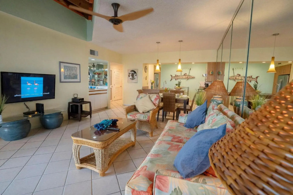 Frost Free at 1800 Atlantic Cayo Hueso C439