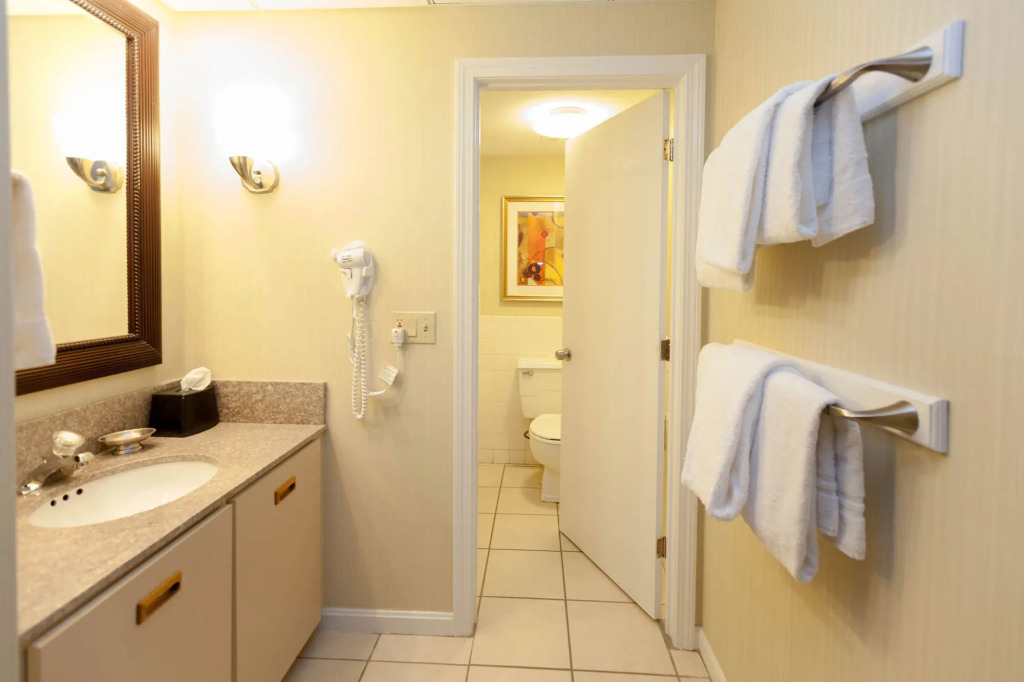 Best Western Red Jacket Mt View Resort