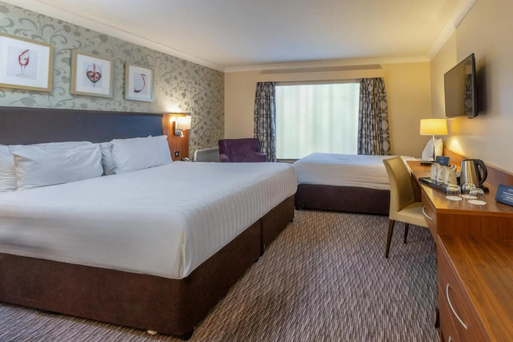 Gloucester Robinswood Hotel By Sunday