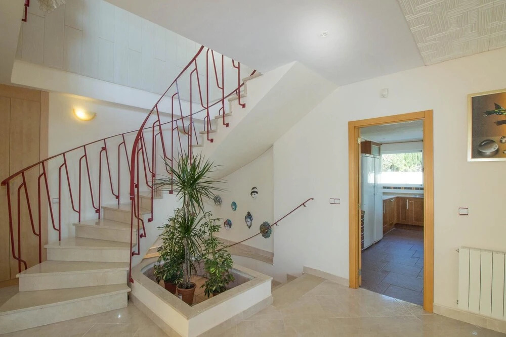 House With 4 Bedrooms in Los Monasterios, With Wonderful sea View, Poo