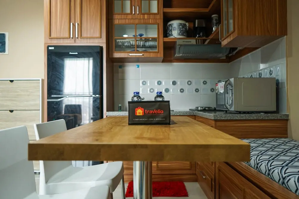 Contemporary Style 2BR at Lexington Apartment