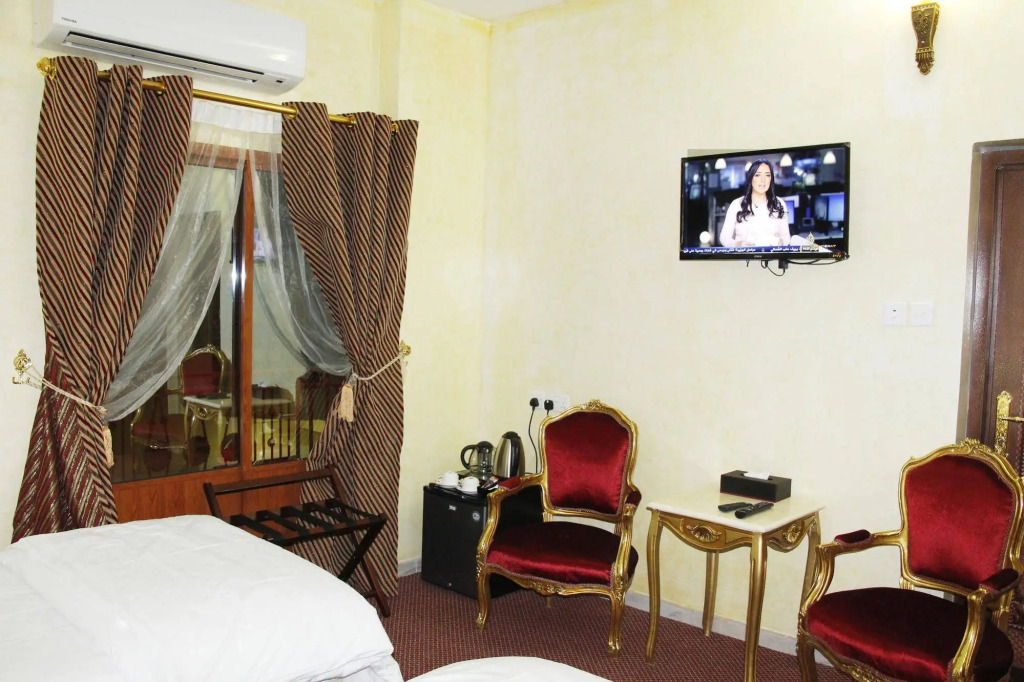 Riyam Hotel