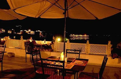 Hotel Sargam Sadan