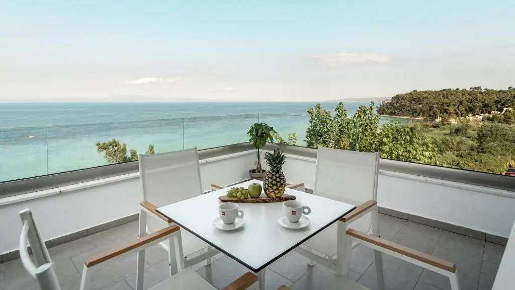 Briki Suites