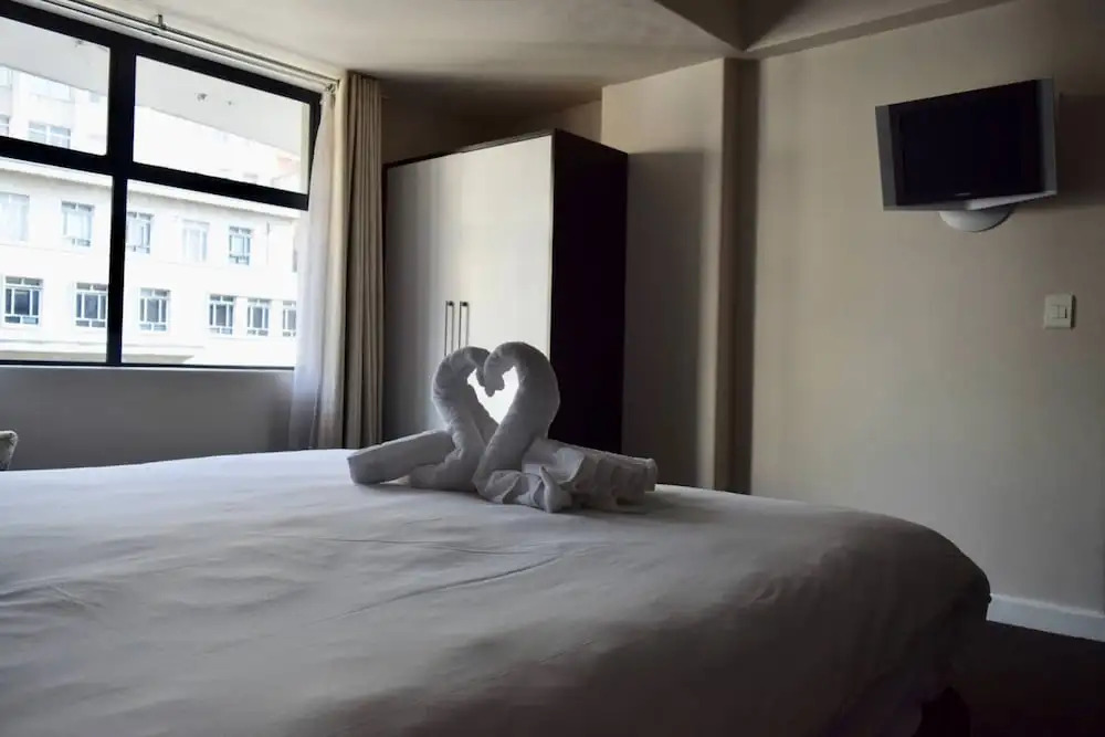 Bijoux Apartment With Rooftop Pool in Cape Town City Centre